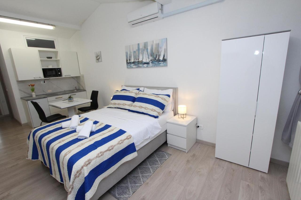 Studio Sunny Rovinj Exterior foto